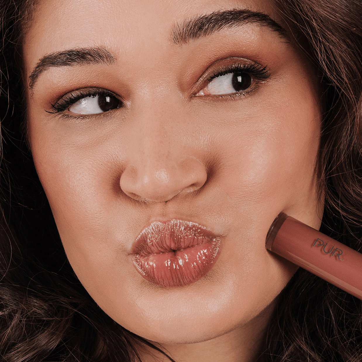 Glossy Lip Tint Plumping Tinted Lip Oil - PÜR Beauty 