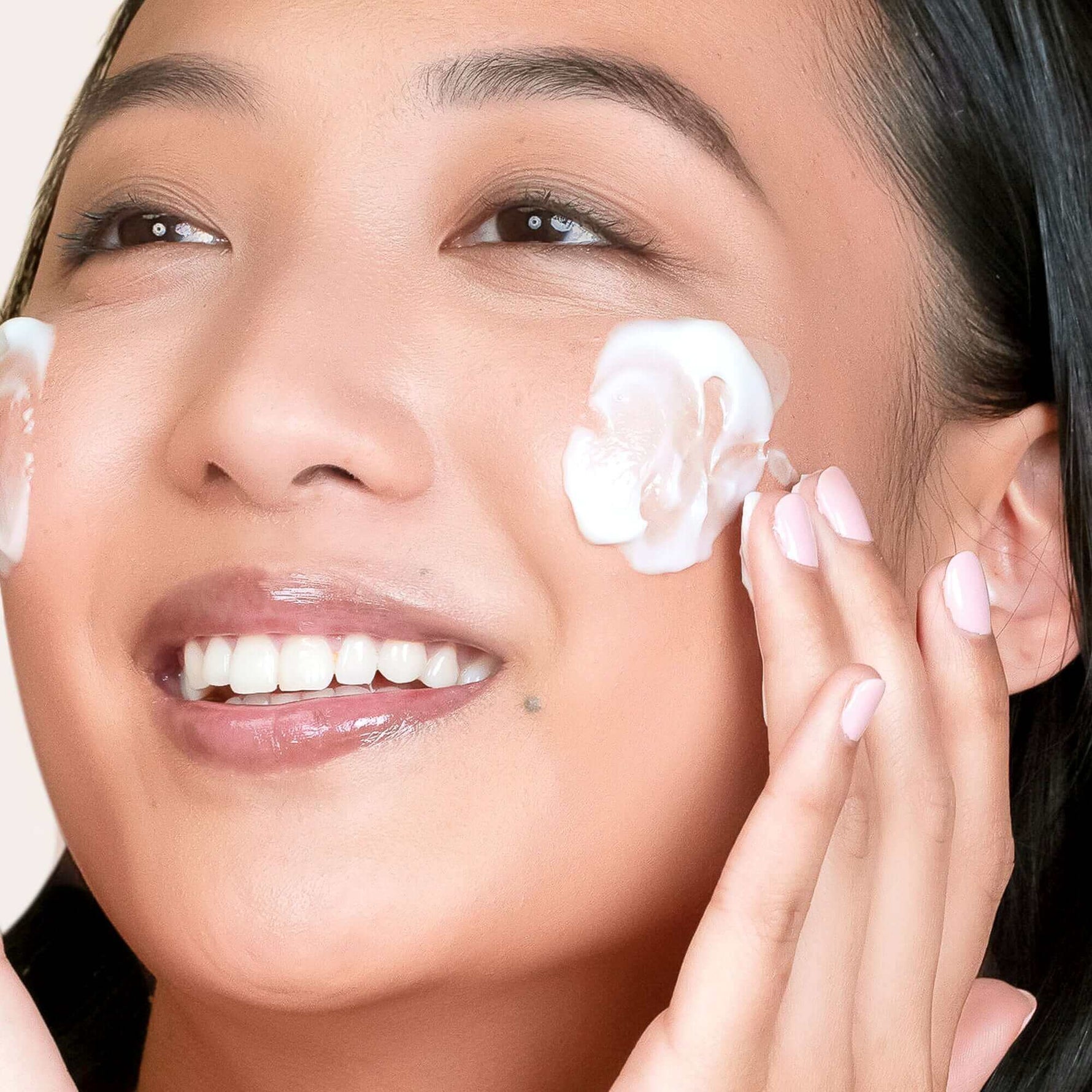 4 - in - 1 Cloud Cream Gel - to - Water Hydrating Essence Moisturizer Mini - PÜR Beauty